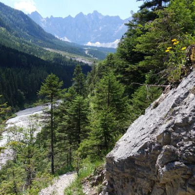 Am Johannesbach entlang ins Karwendel