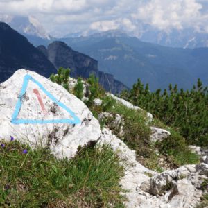 Immer auf dem Dolomitenhöhenweg 1