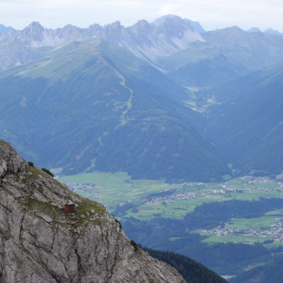 Blick auf die entfernte Biwakschachtel