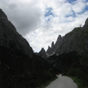 Hinter uns liegen die Dolomiten